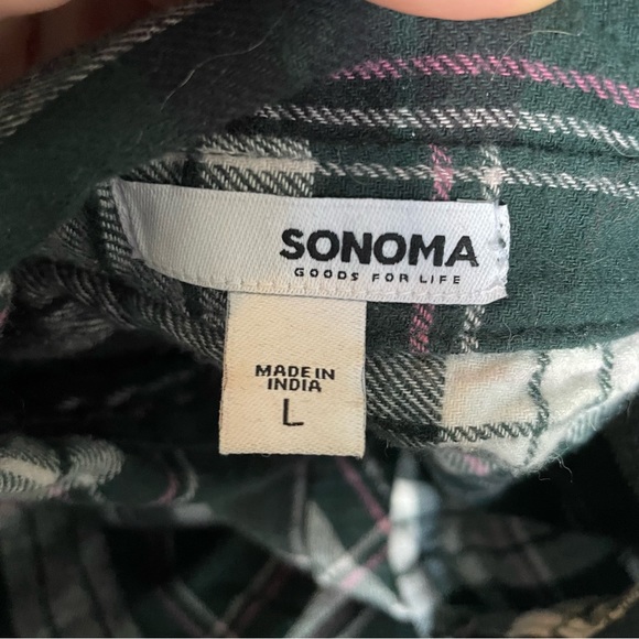 *DONATED* Sonoma | Women's Flannel Button-Down Shirt | Green Plaid | Size L - Picture 8 of 9